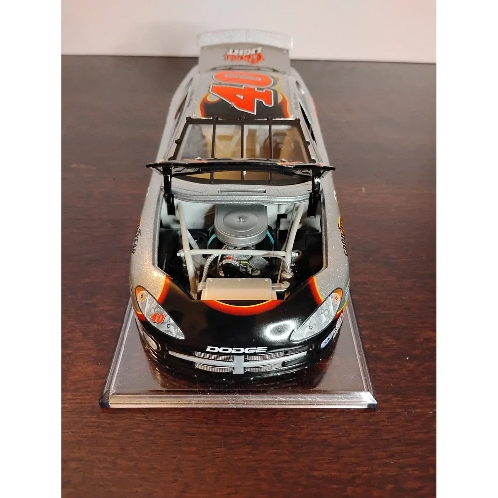 Sterling Marlin #40 Coors Light KISS 2001 Dodge Intrepid 1:24 Action Diecast Car